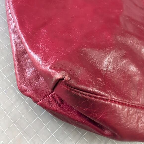 Latico Red Leather Nora Tote Bag, Recessed Zip Top Lots of Inner Pockets - Picture 7 of 13